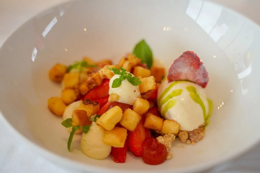 tram-dining-brussels
